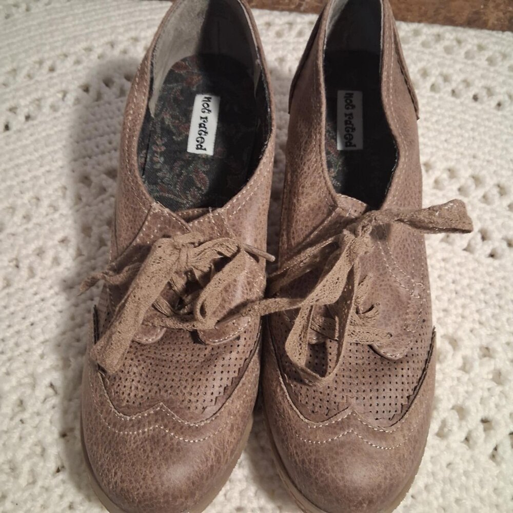 NOT RATED BRAND LADIES WEDGE SHOES-SIZE 9--NWOT